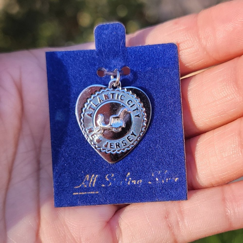 Vintage 1960s 925 sterling silver Atlantic City New Jersey bracelet charm NWT